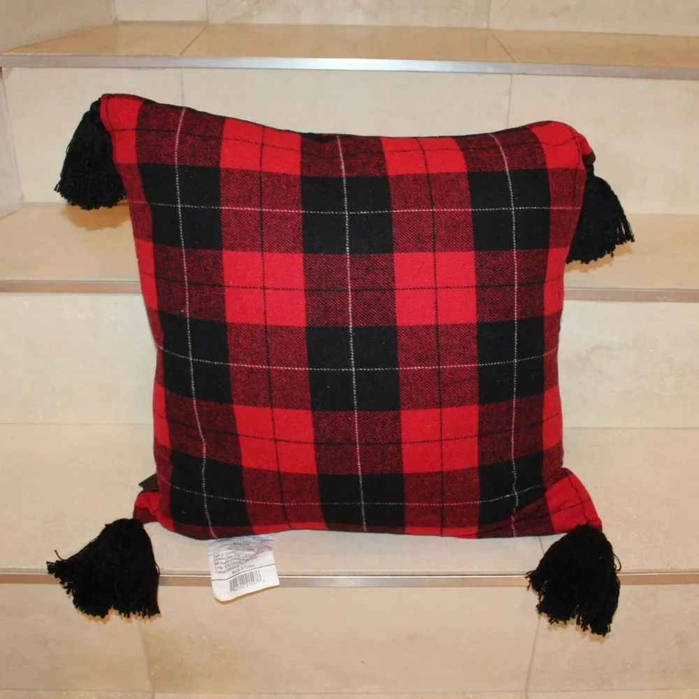 Buffalo Plaid Pillow (NWT)